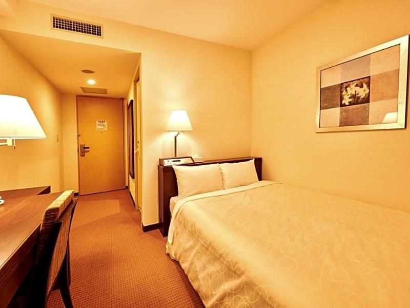 Hotel Courtland image