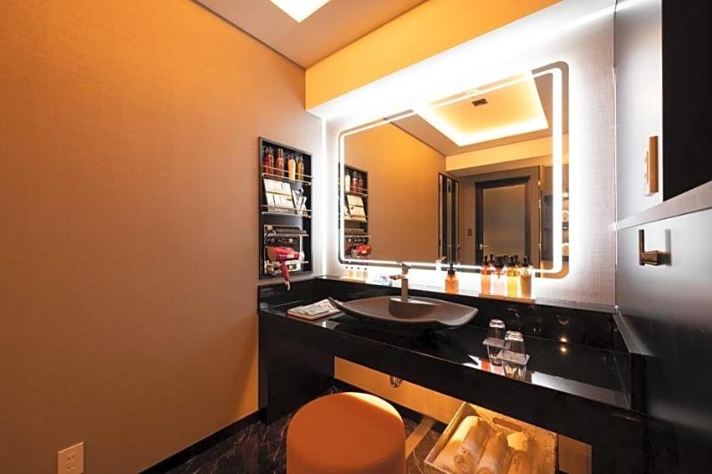 Hotel Varkin Ikebukuro Nishiguchi image