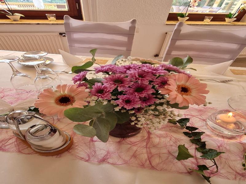 Hotel Waldquelle Baumhaushotel Aerzen image
