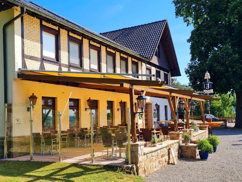 Hotel Waldquelle Baumhaushotel Aerzen image