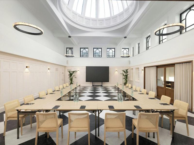 Ac Hotel By Marriott Glasgow image