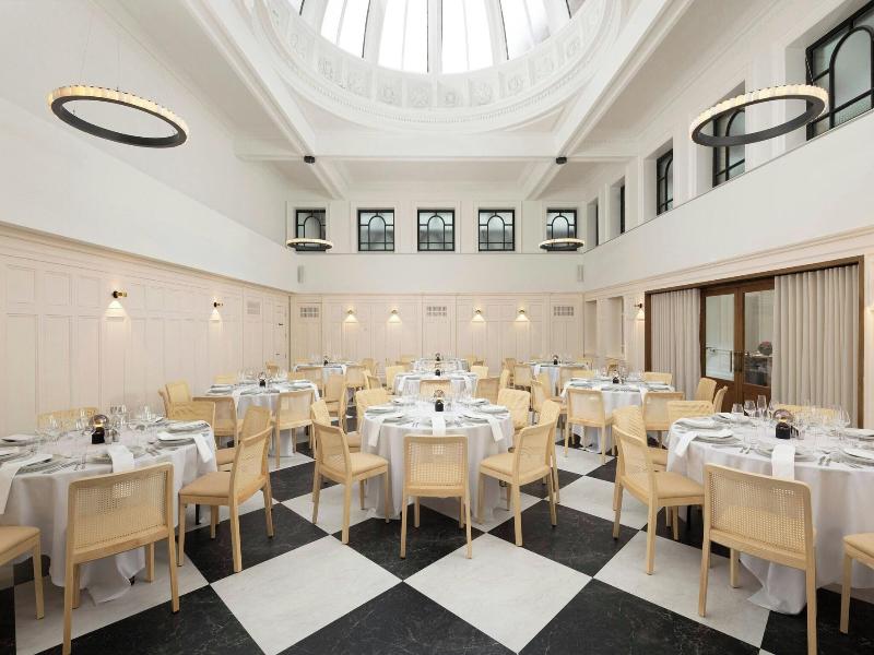 Ac Hotel By Marriott Glasgow image