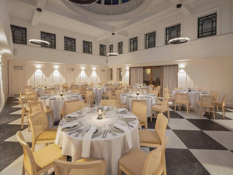Ac Hotel By Marriott Glasgow image