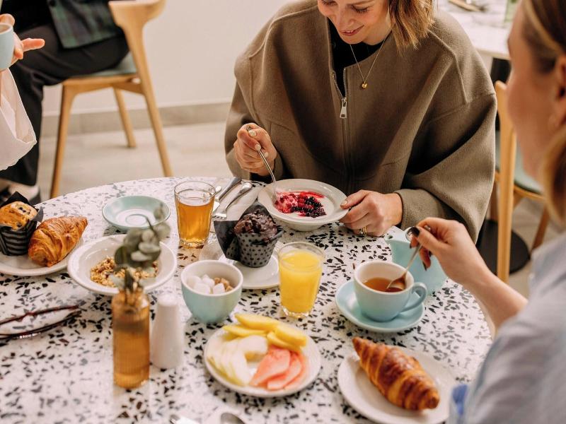 Ac Hotel By Marriott Glasgow image