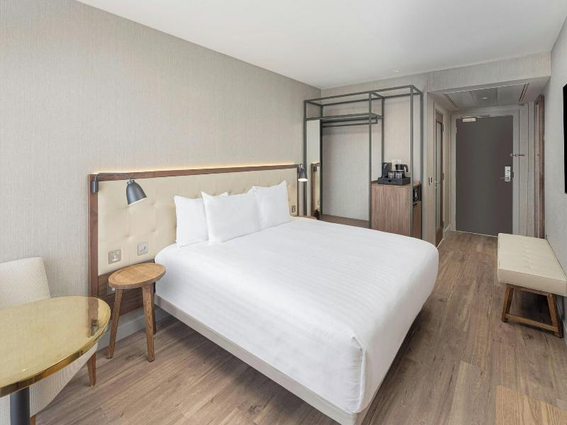 Ac Hotel By Marriott Glasgow image
