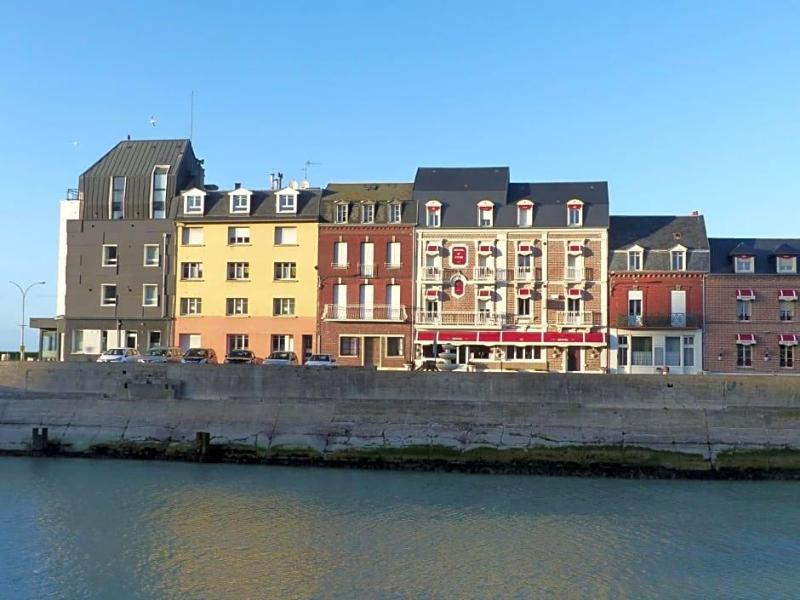 Hotel Le Saint Yves image