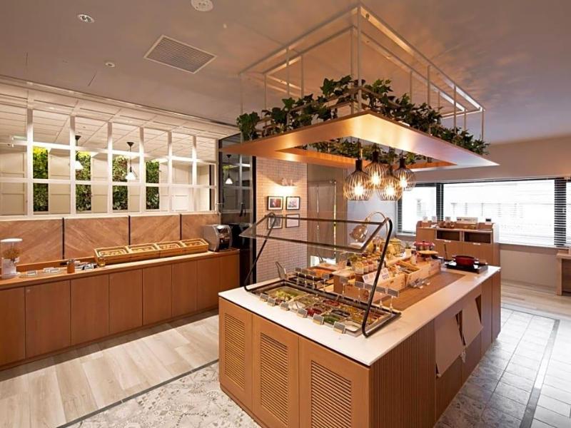 Super Hotel Premier Ikebukuro Natural Hot Spring image