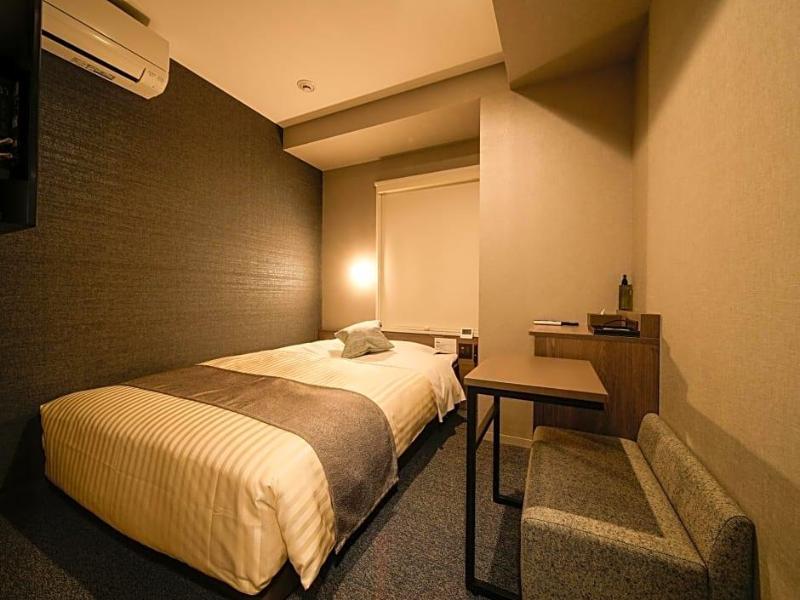 Super Hotel Premier Ikebukuro Natural Hot Spring image