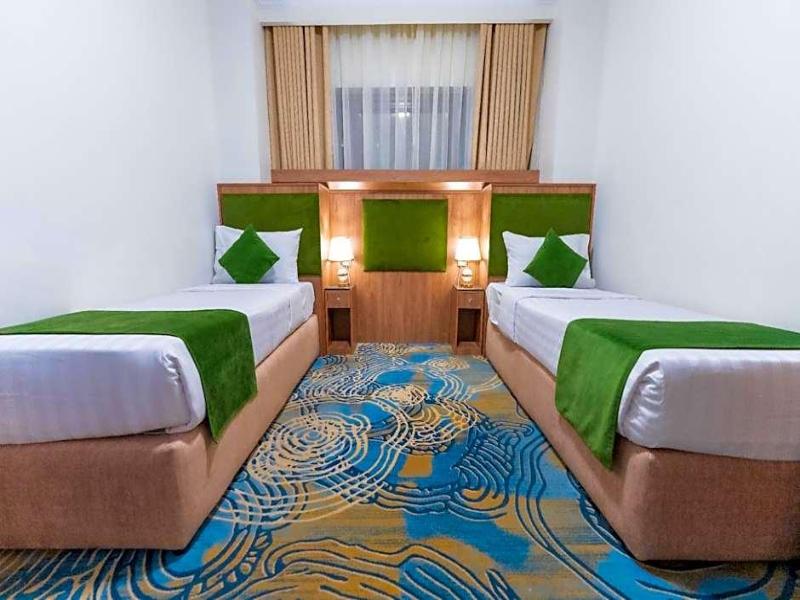 Hayah Plaza Hotel image