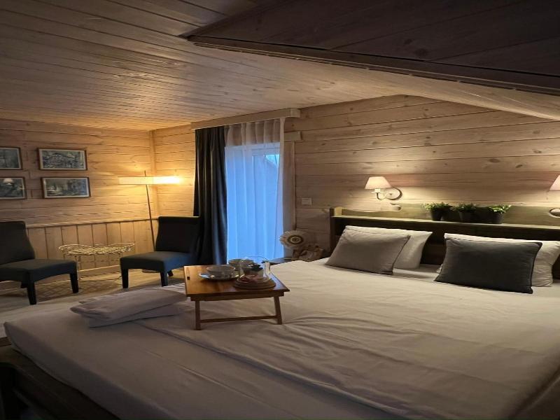 Agate Hotel