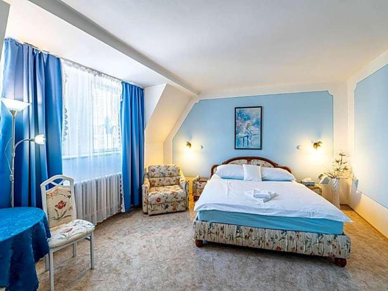 Hotel Trumf image