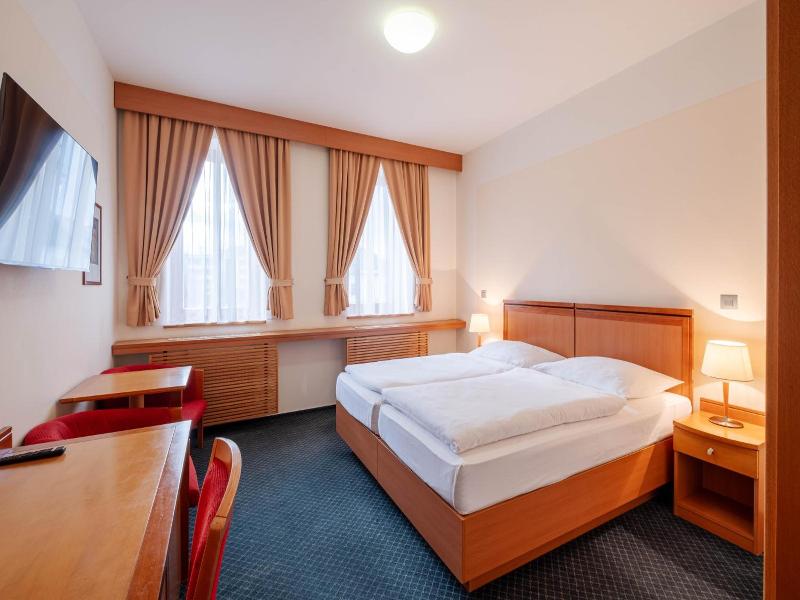 Hotel Slovan image