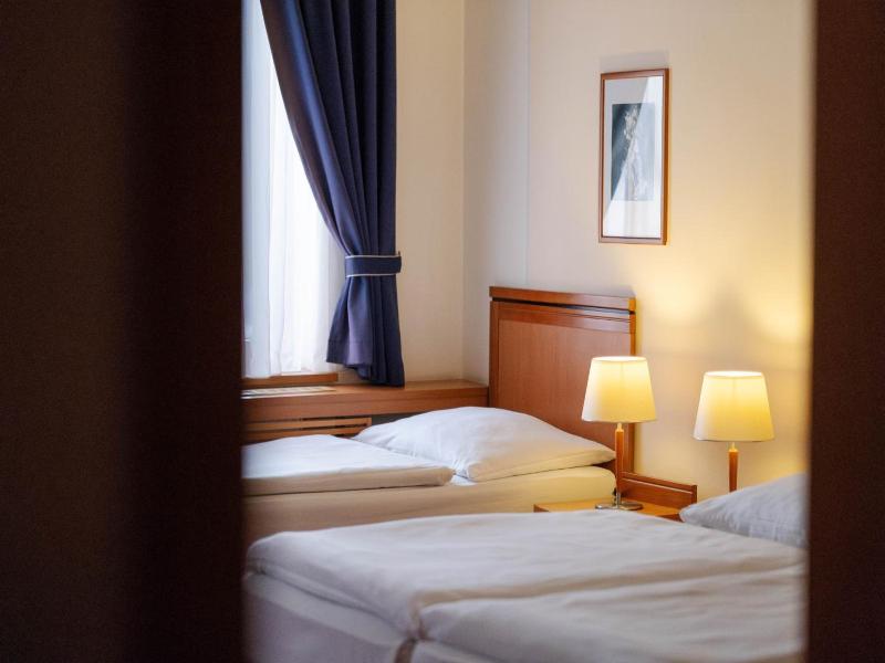 Hotel Slovan image