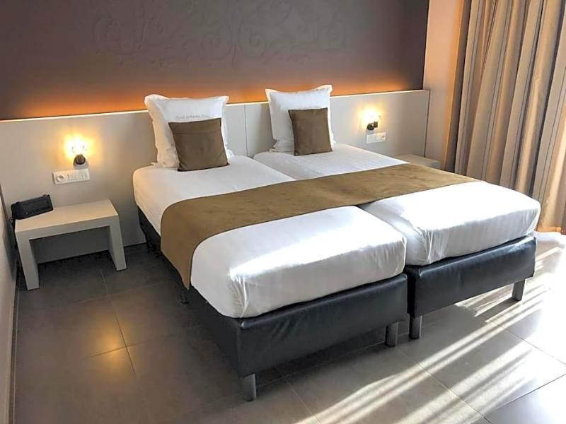 Hotel Gemeente Huis image