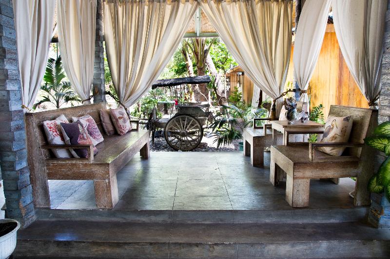 Cemara Beachfront Suite By Zuzu image