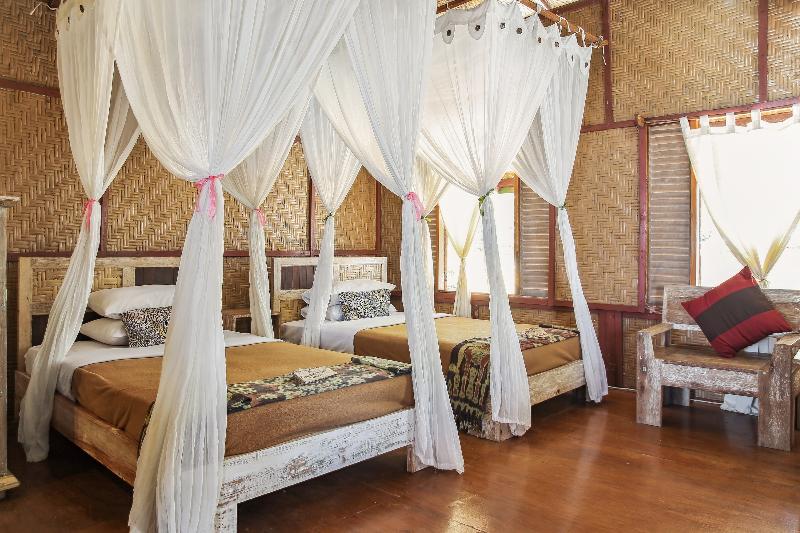 Cemara Beachfront Suite By Zuzu image 10