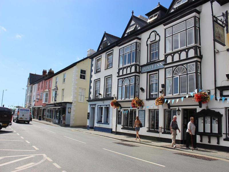Dovey Inn image