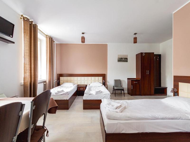 Avion Hotel image