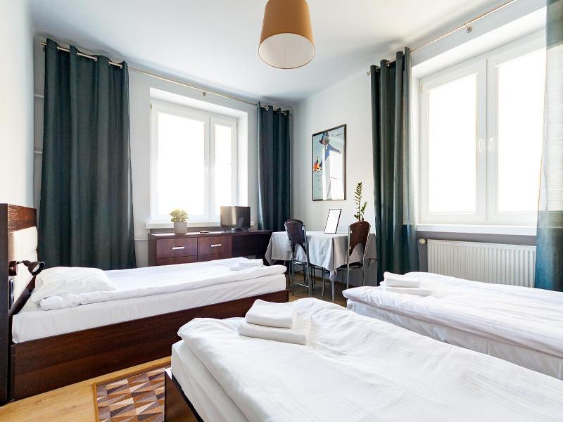 Avion Hotel image