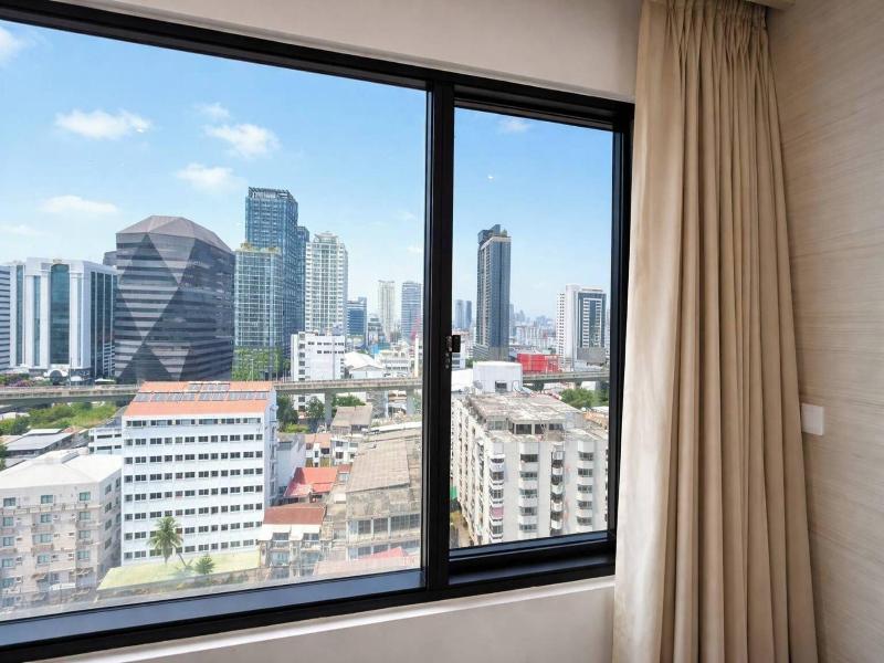 Furamaxclusive Pratunam Park Hotel image