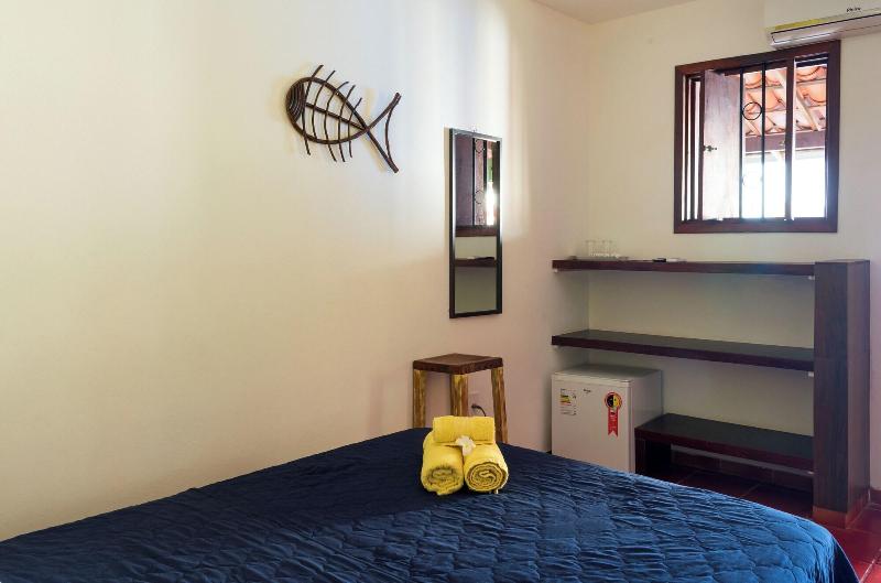 FAMILY ROOM TWO BEDS