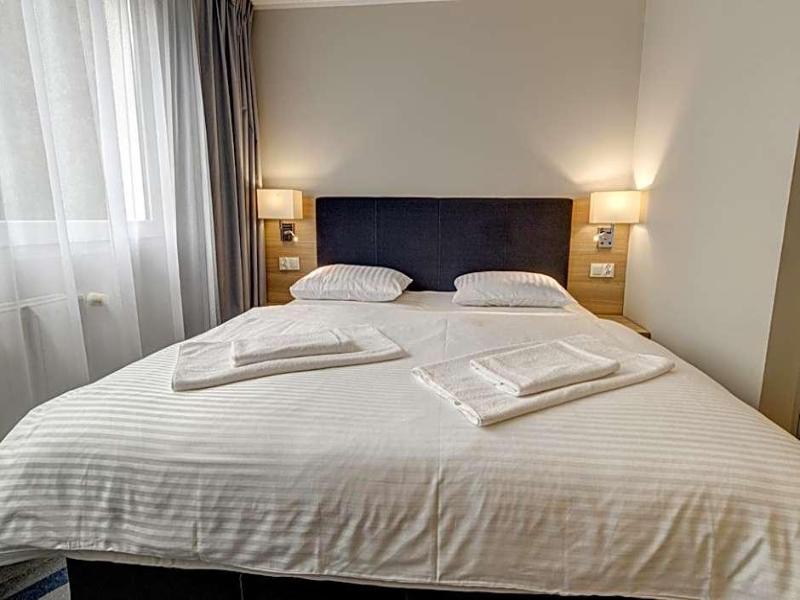 Hotel Dobosz image