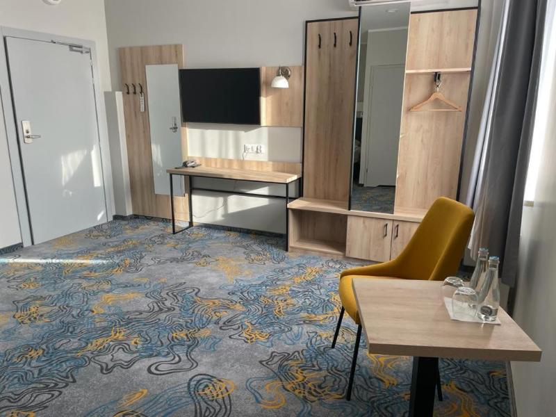 Hotel Dobosz image