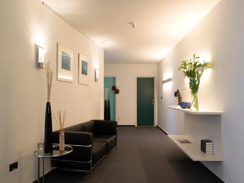 Hotel Verlooy image