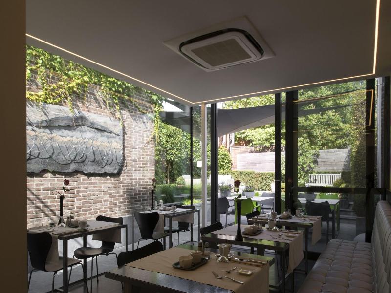 Hotel Verlooy image
