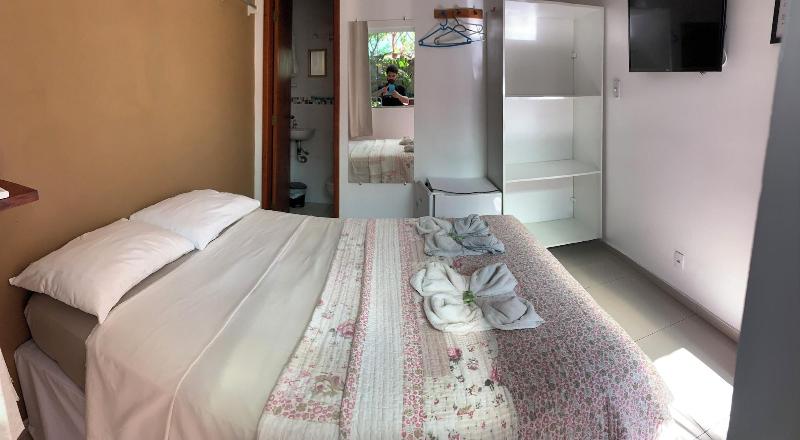 Pousada Bougainville Suites image
