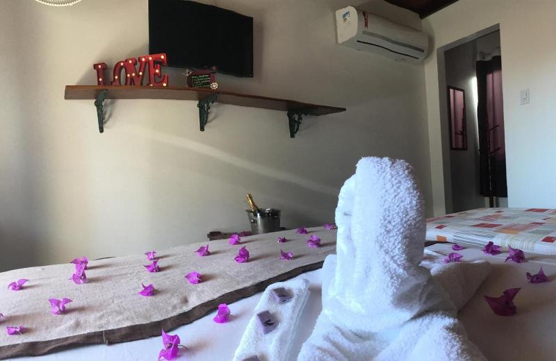 Pousada Bougainville Suites image