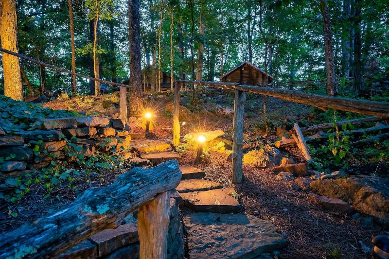 Laurel Valley Mountain Retreat image
