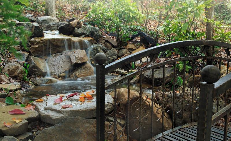 Laurel Valley Mountain Retreat image