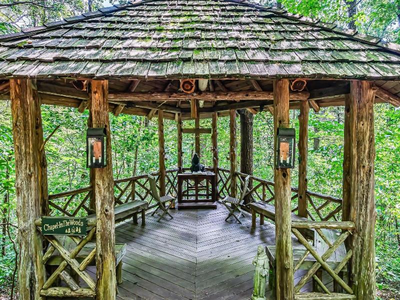 Laurel Valley Mountain Retreat image
