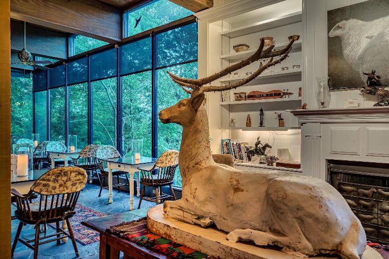 Laurel Valley Mountain Retreat image