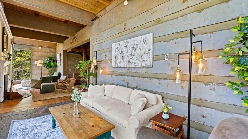 Laurel Valley Mountain Retreat image