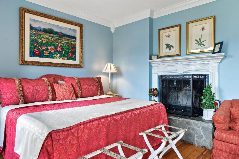 Laurel Valley Mountain Retreat image