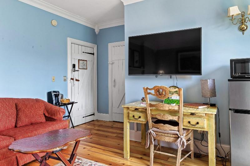 Laurel Valley Mountain Retreat image