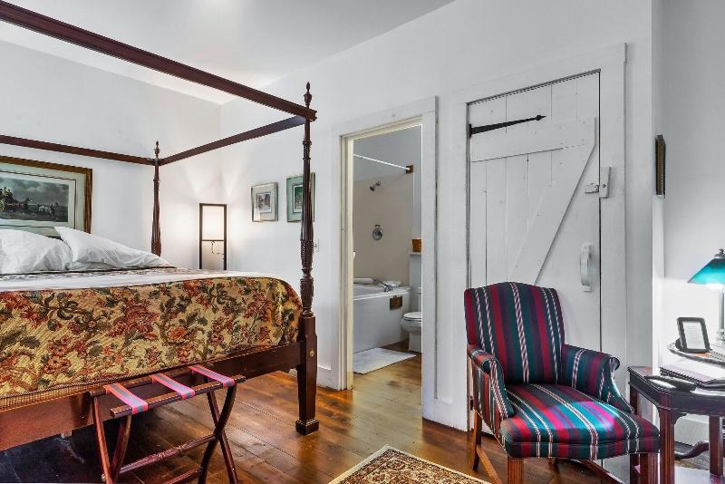 Laurel Valley Mountain Retreat image