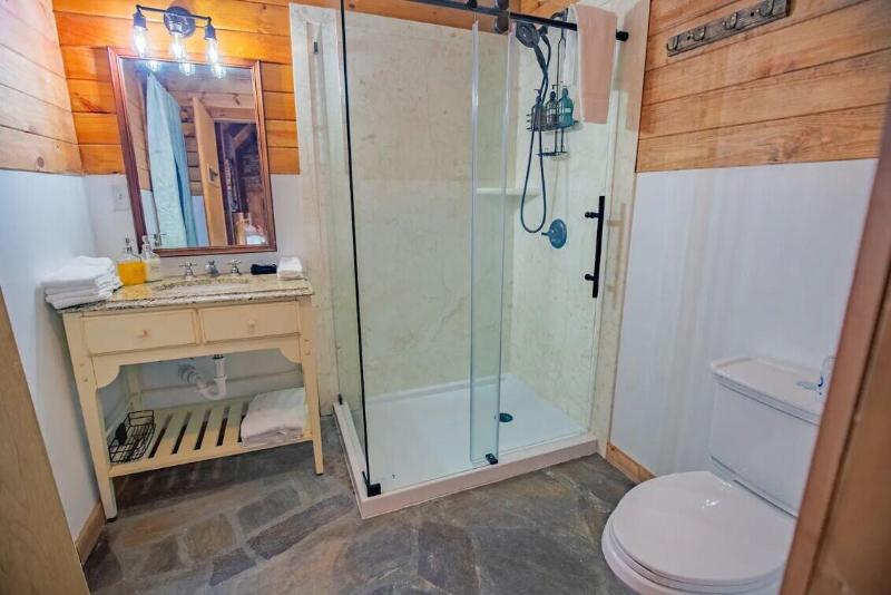 Laurel Valley Mountain Retreat image