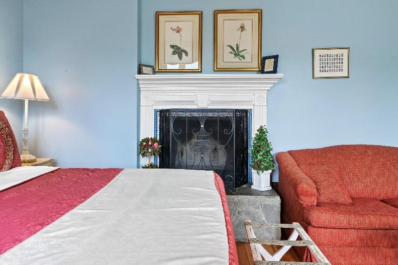 Laurel Valley Mountain Retreat image