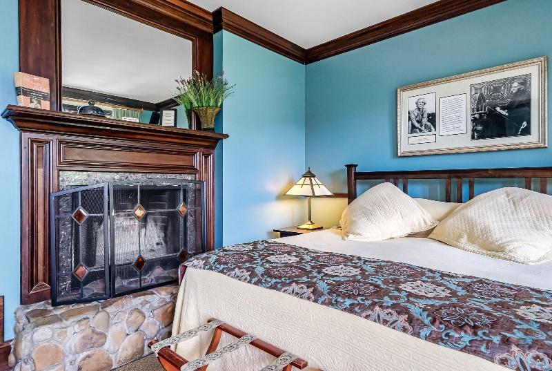 Laurel Valley Mountain Retreat image