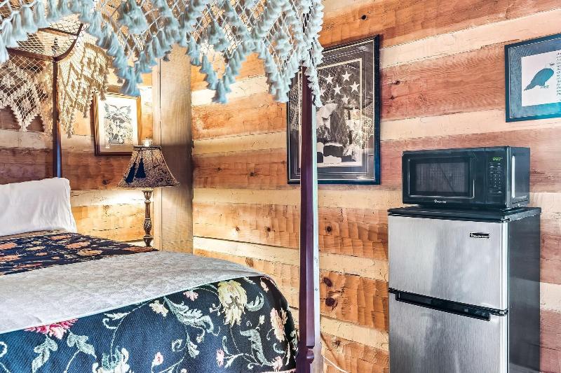 Laurel Valley Mountain Retreat image