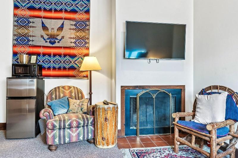 Laurel Valley Mountain Retreat image