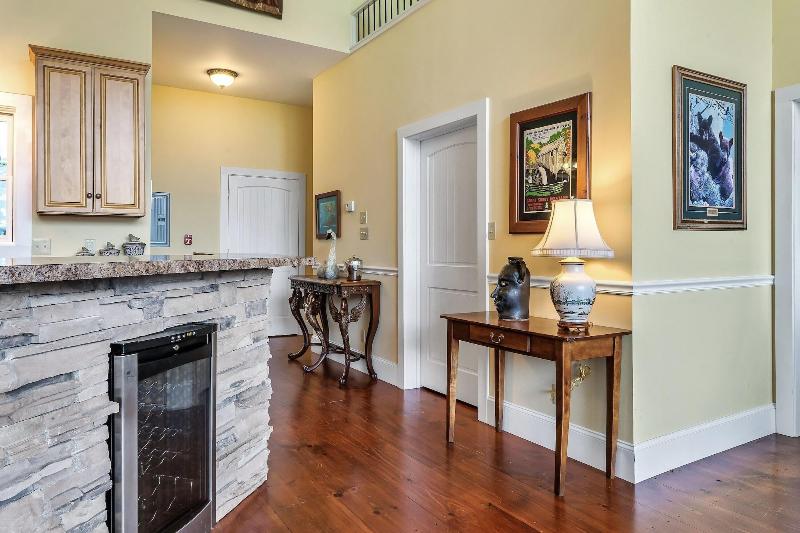 Laurel Valley Mountain Retreat image