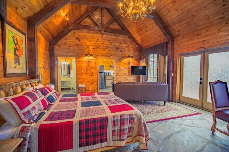 Laurel Valley Mountain Retreat image