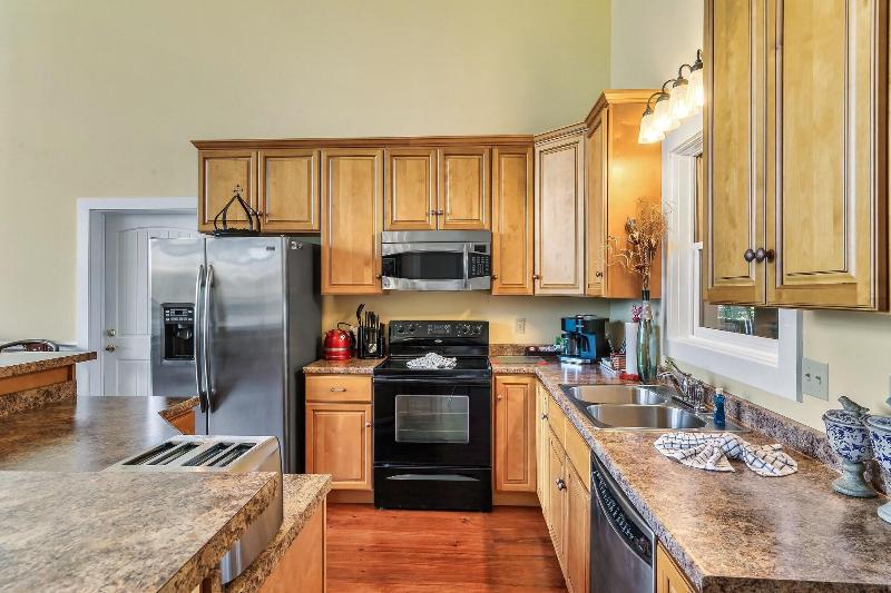 Laurel Valley Mountain Retreat image