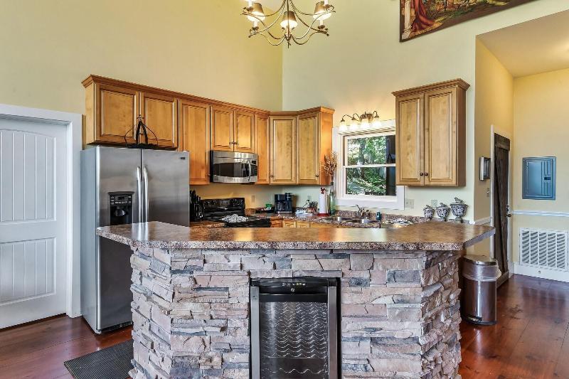 Laurel Valley Mountain Retreat image