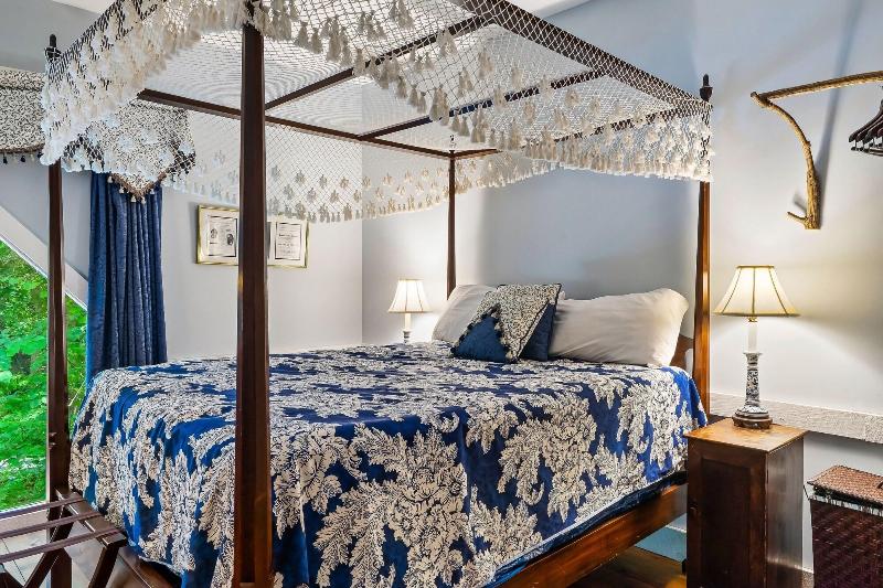 Laurel Valley Mountain Retreat image
