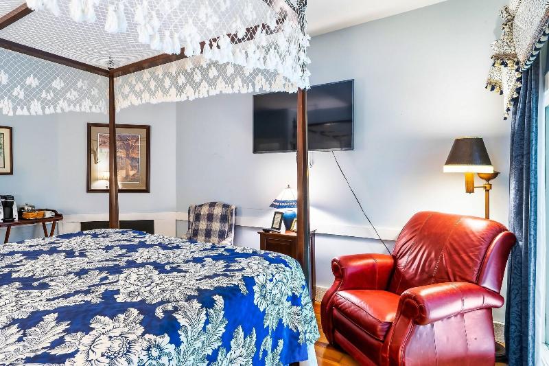 Laurel Valley Mountain Retreat image
